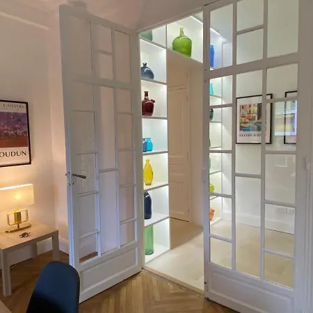 Palais -2-bedroom -ponteil -stayinantibes أنتيب